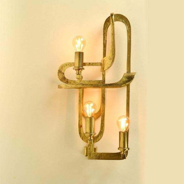 Brutalist Vintage Wall Sconce in Bronze by Frigerio, 1970s For Sale - Image 3 of 9