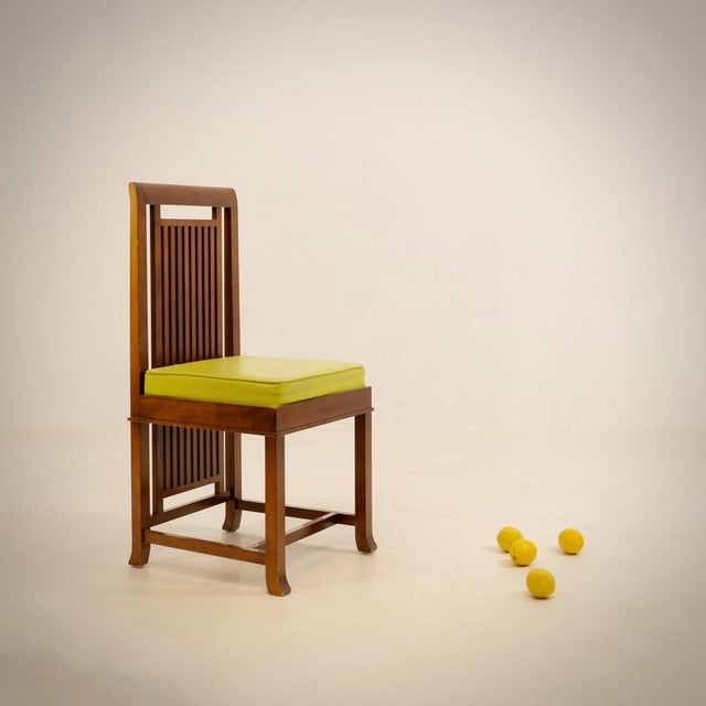FRANK LLOYD WRIGHT (1867-1959) Set of 8 chairs, known as 614 or Coonley 2. Cassina edition, circa 1992, after a 1907...
