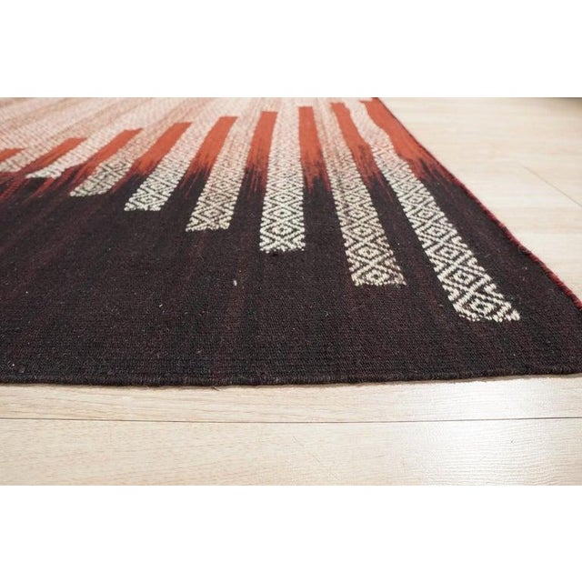 10x14 Black Flat Weave Wool Hourglass Motif Geometric Modern Carpet Rug For Sale - Image 4 of 10