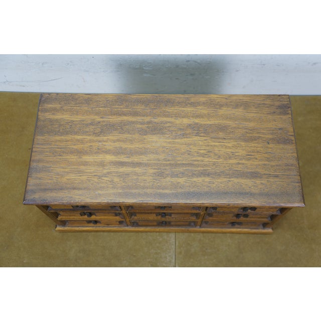 1960s Mele Japan Quartersawn Oak 7 Drawer Apothecary Jewelry Trinket Storage Box Chest For Sale - Image 6 of 13