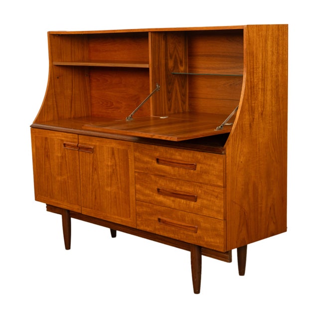 1960s Mid Century Modern Danish Style Teak Credenza Bar Sideboard Buffet G Plan 1960s For Sale - Image 5 of 12