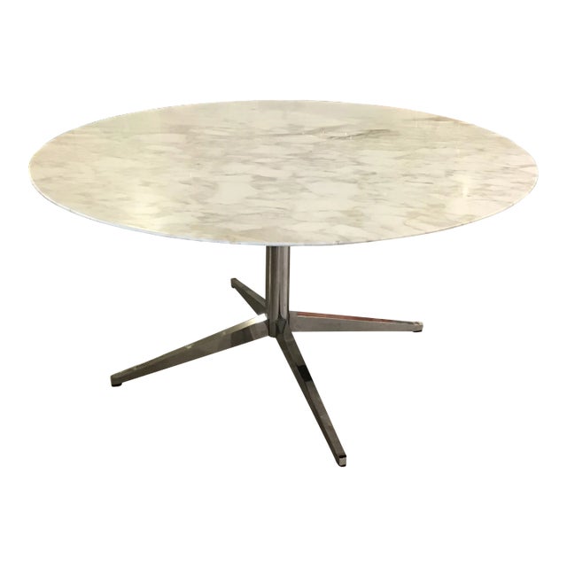 Mid 20th Century Calacatta Marble Top Dining Table Attributed to Florence Knoll For Sale