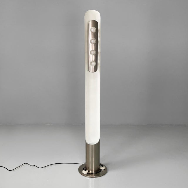Italian Space Age Round Floor Lamp in Metal with White Interior, 1970s For Sale - Image 3 of 18