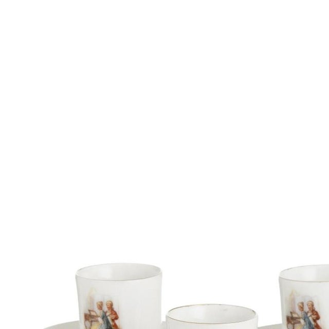 Porcelain - 6 Coffee Cups - Vista Alegre. Made of porcelain from the Vista Alegre factory; polychrome and gold decoration;...