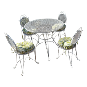 Vintage Woodard Wrought Iron Round Table & 4 Chairs, Attributed