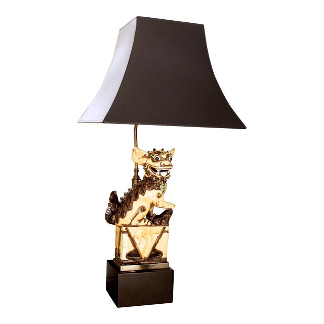 Yellow Foo Dog Sculpture Lamp For Sale