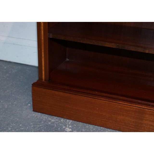 Wood Vintage Edwardian Style Sheraton Dwarf Open Bookcase Adjustable Shelves, Set of 2 For Sale - Image 7 of 18