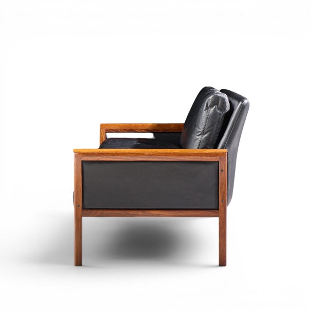 Vatne Møbler Knut Saeter for Vatne Møbler Mid Century Norwegian Rosewood and Leather Sofa For Sale - Image 4 of 9