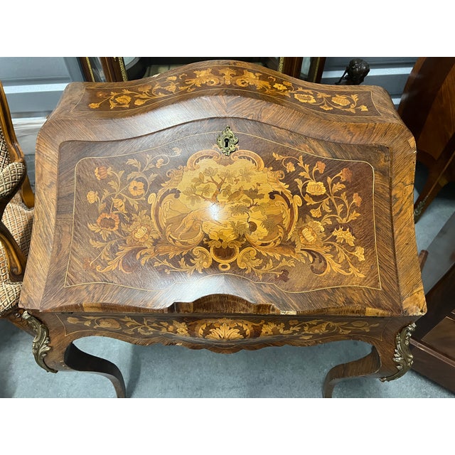 Late 19th Century Exquisite Louis XVI Style Marquetry Bureau en Pente For Sale - Image 10 of 18