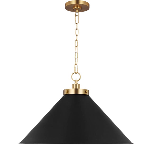 Chapman & Myers by Visual Comfort Studio Wellfleet Medium Wide Pendant, Midnight Black & Burnished Brass For Sale