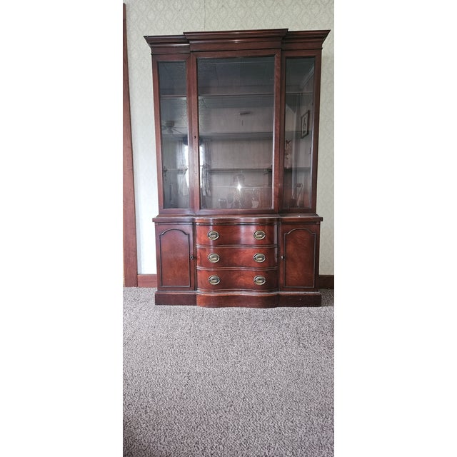 Mid-Century Modern Mid-Century Mahogany Drexel Cabinet For Sale - Image 3 of 8