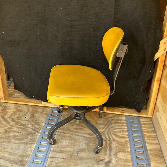 Royal Metal Corporation Desk Chair