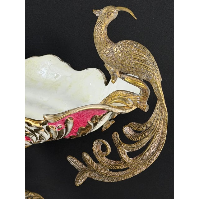 Large Hollywood Regency Peacock Centerpiece Bowl in Gilt Metal and Porcelain, 1930s For Sale - Image 9 of 17
