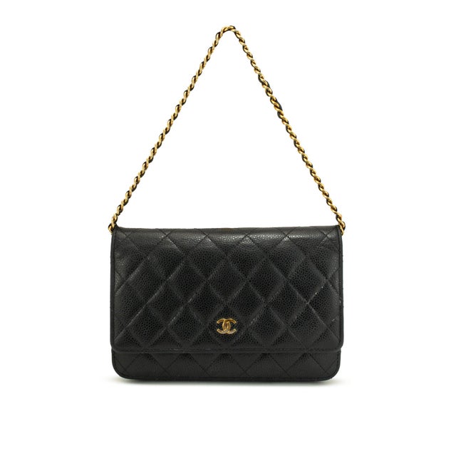 Modern Chanel Classic Quilted Black Lambskin Wallet on Chain With Gold Hardware Bag For Sale - Image 3 of 13