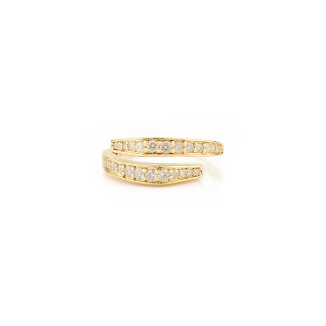 Contemporary Contemporary Diamond Bypass Ring in 14k Yellow Gold Size 6 For Sale - Image 3 of 10