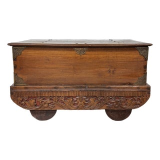 Antique Ming Kang Chinese Carved Wood Trunk Circa 1800-1849 For Sale