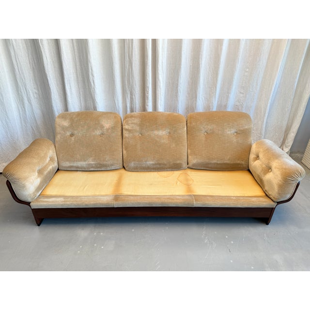 Mid-Century Modern Italian Velvet and Wooden Sofa by Osvaldo Borsani for Tecno, 1960s For Sale - Image 18 of 18