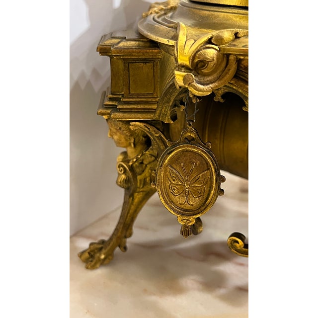 French Louis XV Style Ormolu Bronze Mantel Clock For Sale In New York - Image 6 of 12