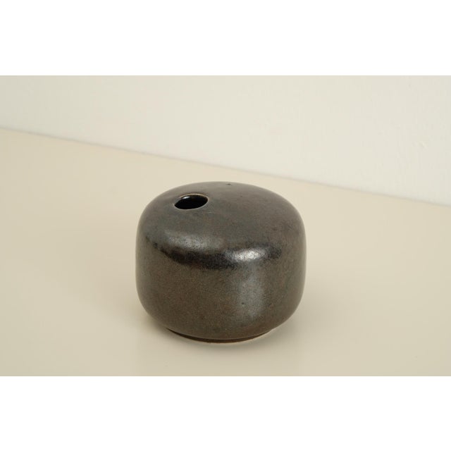 Studio Ceramic Vase by Peter Guggenbühler, 1970s For Sale - Image 11 of 11