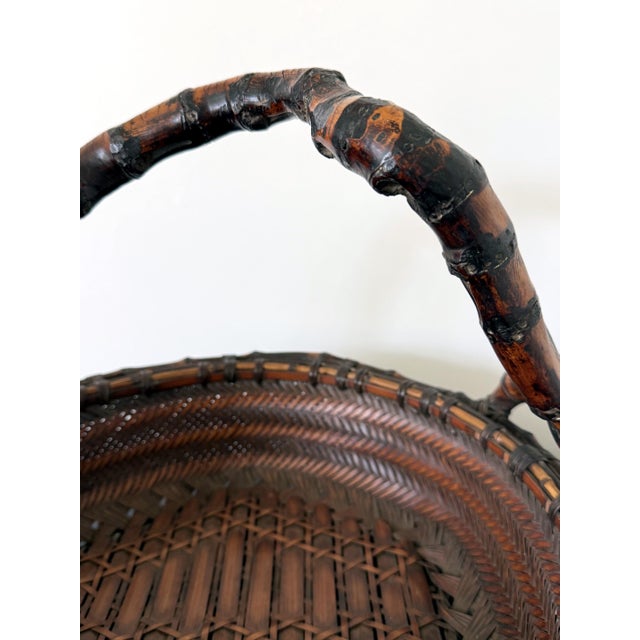 Late 19th Century Antique Japanese Bamboo Morikago Basket with Chikon Handle Meiji Period For Sale - Image 5 of 15