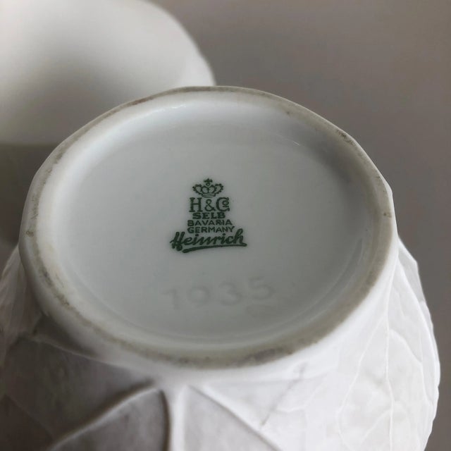 German Porcelain Op Art Leaf Vases from Heinrich Selb, 1970s, Set of 3 For Sale - Image 15 of 17
