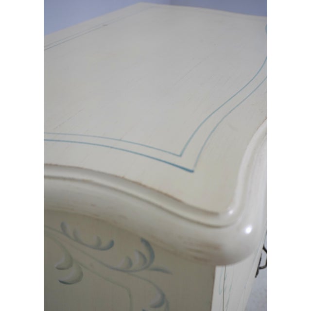 Venetian Paint Decorated Bombe Chest Accent Commode For Sale - Image 11 of 16