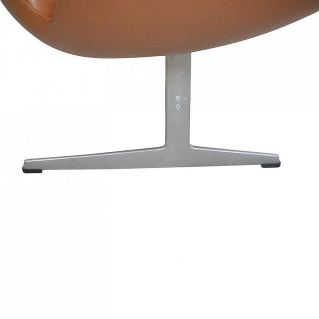 Swan Sofa in Cognac Leather by Arne Jacobsen, 2000s For Sale - Image 9 of 15