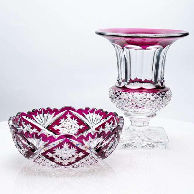 French Violet Crystal Set from Baccarat and Saint Louis, 1930, Set of 2 For Sale - Image 12 of 15