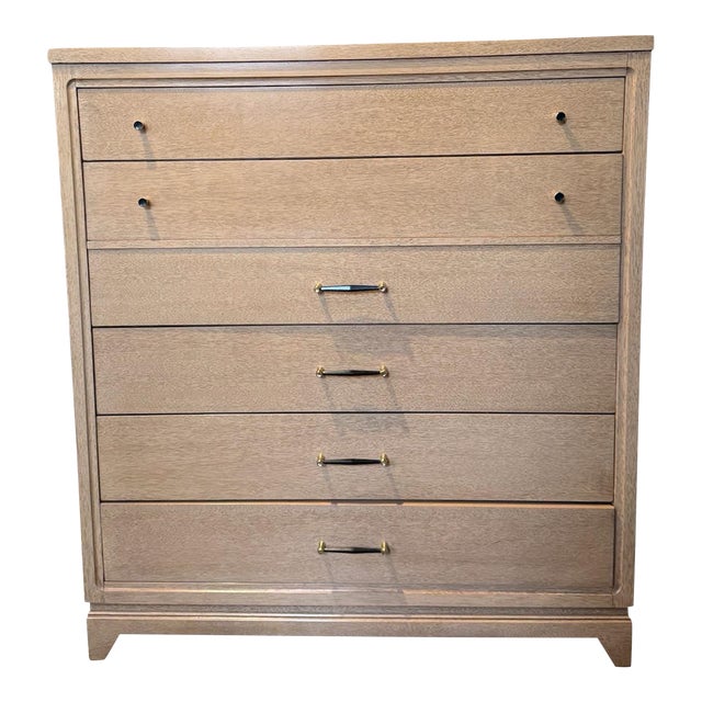 1940s United Furniture Blonde Mahogany Dresser 1940s Five Drawer Chest Black Lucite Hardware For Sale