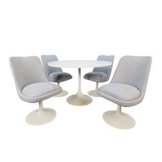 Vintage Tulip Chairs and Dining Table in the style of Eero Saarinen, 1970s, Set of 5 For Sale