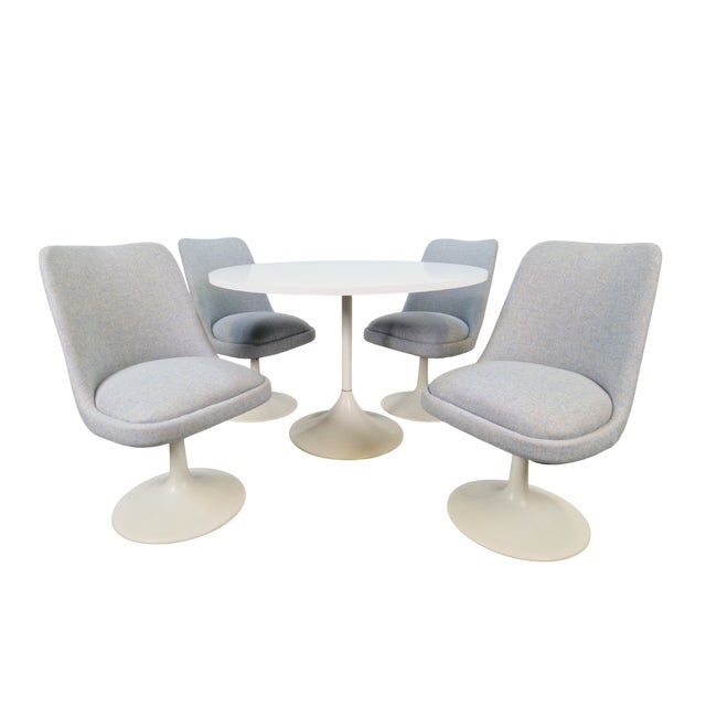 Vintage Tulip Chairs and Dining Table in the style of Eero Saarinen, 1970s, Set of 5 For Sale