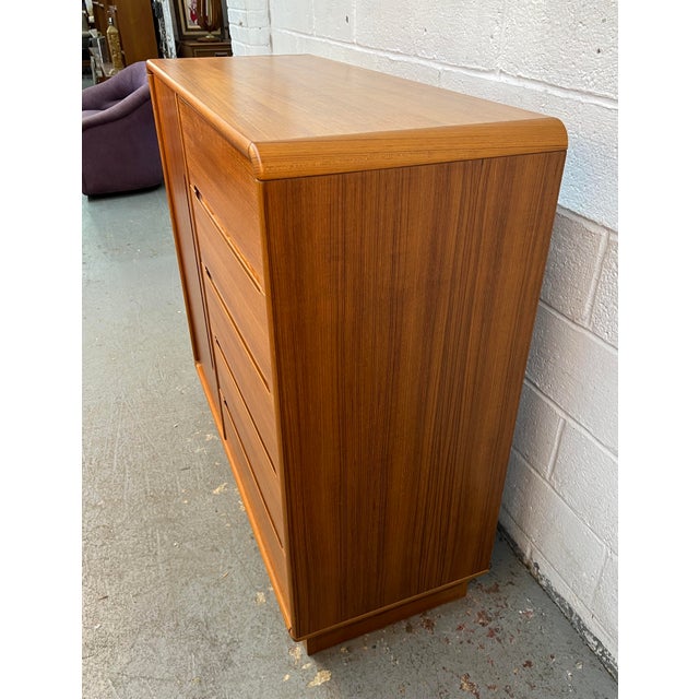Mid-Century Teak Gentleman's Chest by the Sun Cabinet Co LTD For Sale - Image 14 of 18