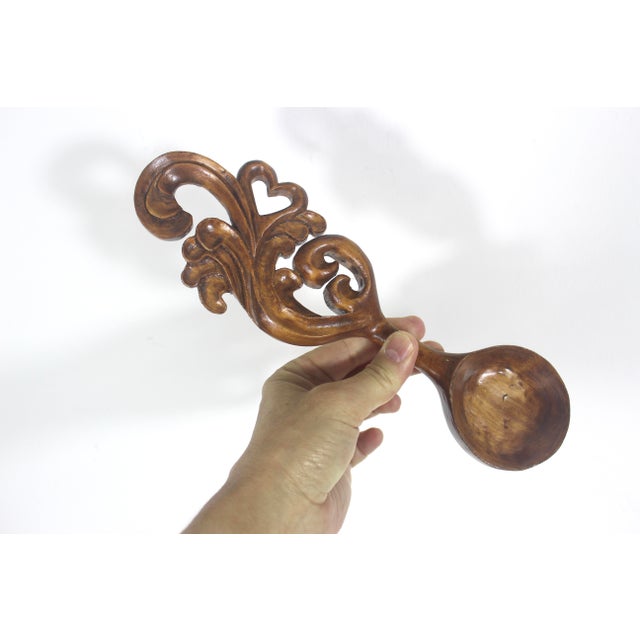 Early 20th Century Hand Carved Wood Spoon Folk Art Treen Welsh Love Spoon For Sale - Image 4 of 8