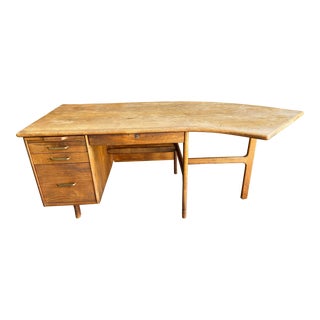 1960s Standard Furniture Vintage Mid Century Modern Walnut Boomerang Desk Top Needs Refinishing For Sale