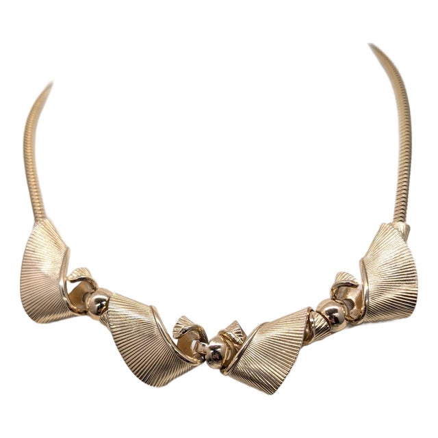 Vintage 1950s Signed Napier Book Piece Goldtone Ribbon Necklace For Sale