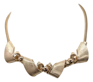 Vintage 1950s Signed Napier Book Piece Goldtone Ribbon Necklace