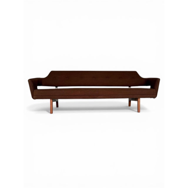 Mid-Century Modern 1950s Edward Wormley Sofa - Dunbar Model 486 - Walnut Bracket Back Mid Century Modern For Sale - Image 3 of 12