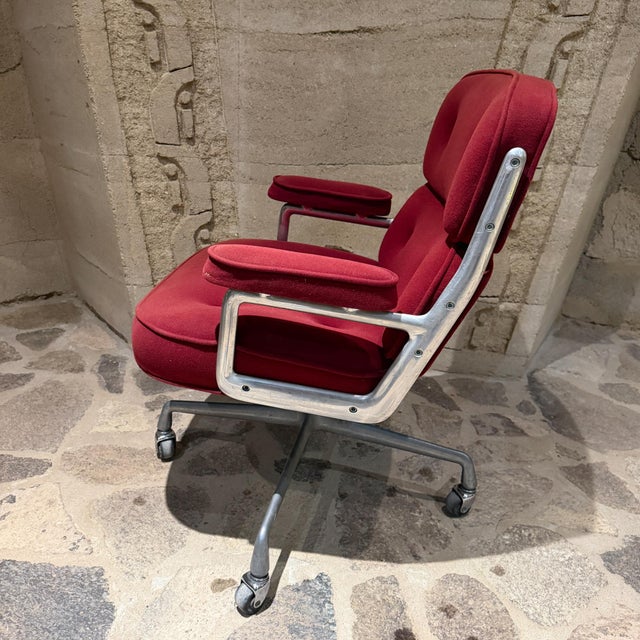 Eames Executive Chair Time-Life Lobby Chair Herman Miller Mid Century For Sale - Image 12 of 17