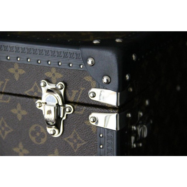 Early 21st Century 40-Watch Trunk from Louis Vuitton, 2010s For Sale - Image 5 of 18