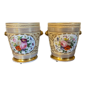 19th Century French Paris Porcelain Apricot Cachepot Planters & Stands With Lion Mask Handles Empire Taste - A Pair