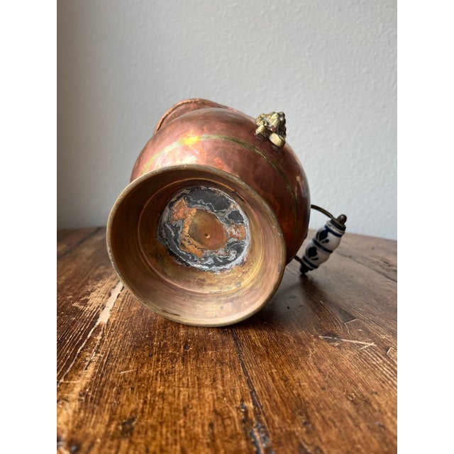Vintage Copper and Brass Coal Scuttle Bucket With Brass Lion Accent and Ceramic Porcelain Delft-Like Handle For Sale In Dallas - Image 6 of 10