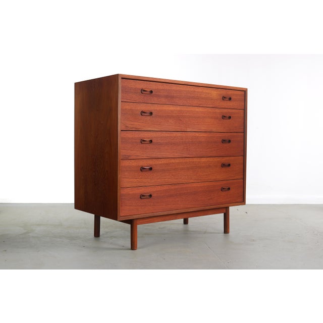Mid-Century Modern 1960s Peter Hvidt & Orla Mølgaard Nielsen Tall Boy Dresser For Sale - Image 3 of 7