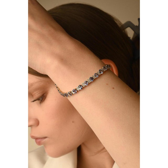 Art Deco Tennis Bracelet With Blue Sapphire and Diamonds Set in Solid 14k Yellow Gold For Sale - Image 3 of 8