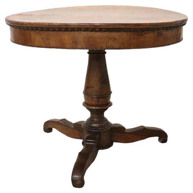 19th Century Walnut Round Center Table For Sale