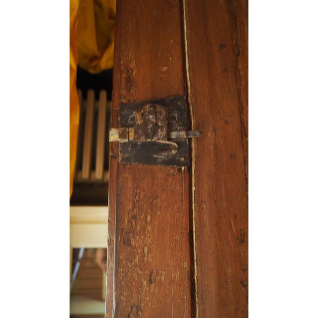 Antique 17th Century Cabinet in Walnut For Sale - Image 4 of 17