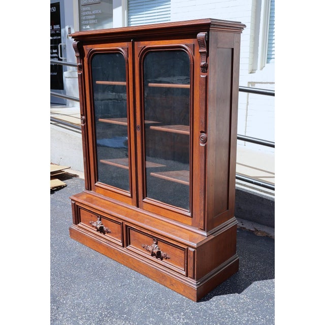 Late 19th Century Victorian Walnut Glazed Library Bookcase With Drawers For Sale - Image 4 of 14