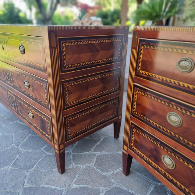 Antique Neapolitan Directoire Chests of Drawers in Walnut, 1760, Set of 2 For Sale - Image 13 of 16