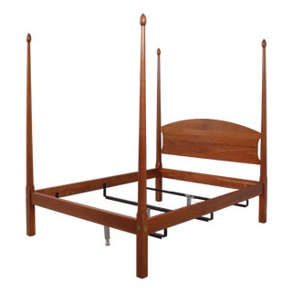 Stickley Cherry Queen Size Pencil Post Bed For Sale