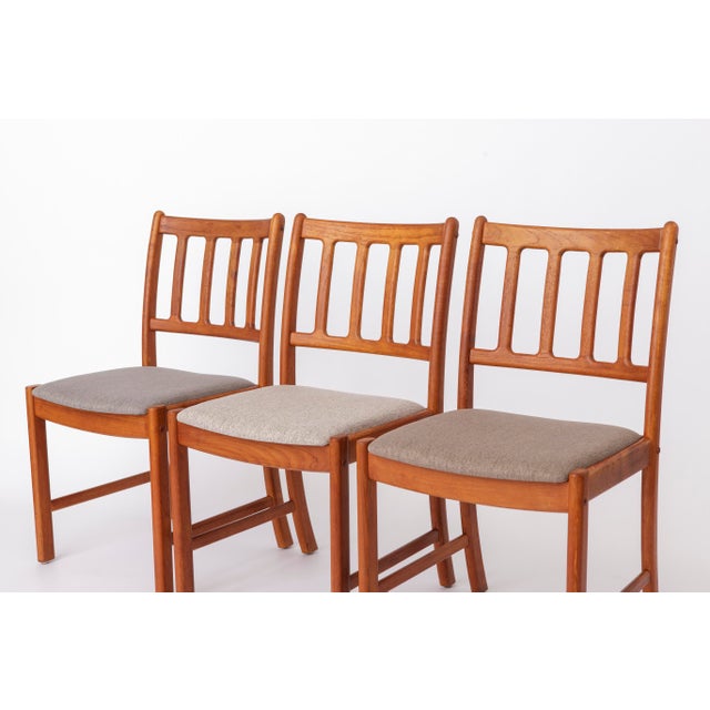 Mid-Century Modern Danish Teak Dining Chairs by Uldum Møbelfabrik, 1960s, Set of 6 For Sale - Image 6 of 11