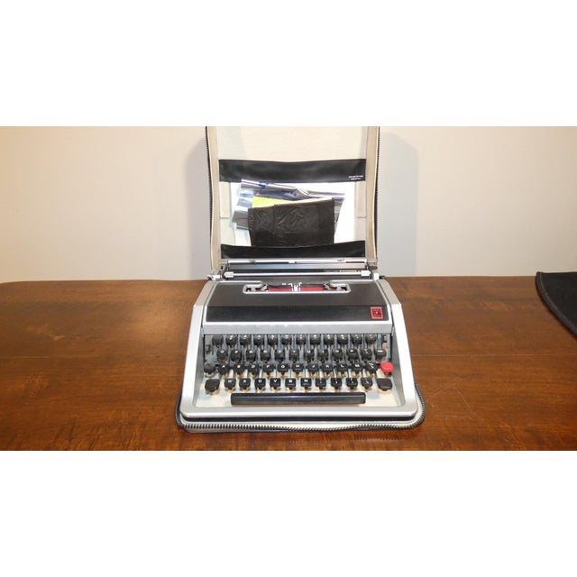Ettore Sottsass Lettera DL Typewriter from Olivetti, Italy, 1965 For Sale - Image 4 of 18